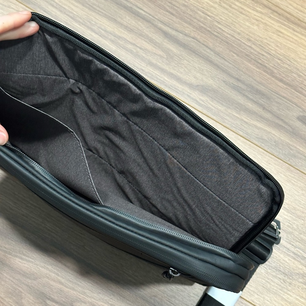 Nomadic Tech Case In Black - image 6